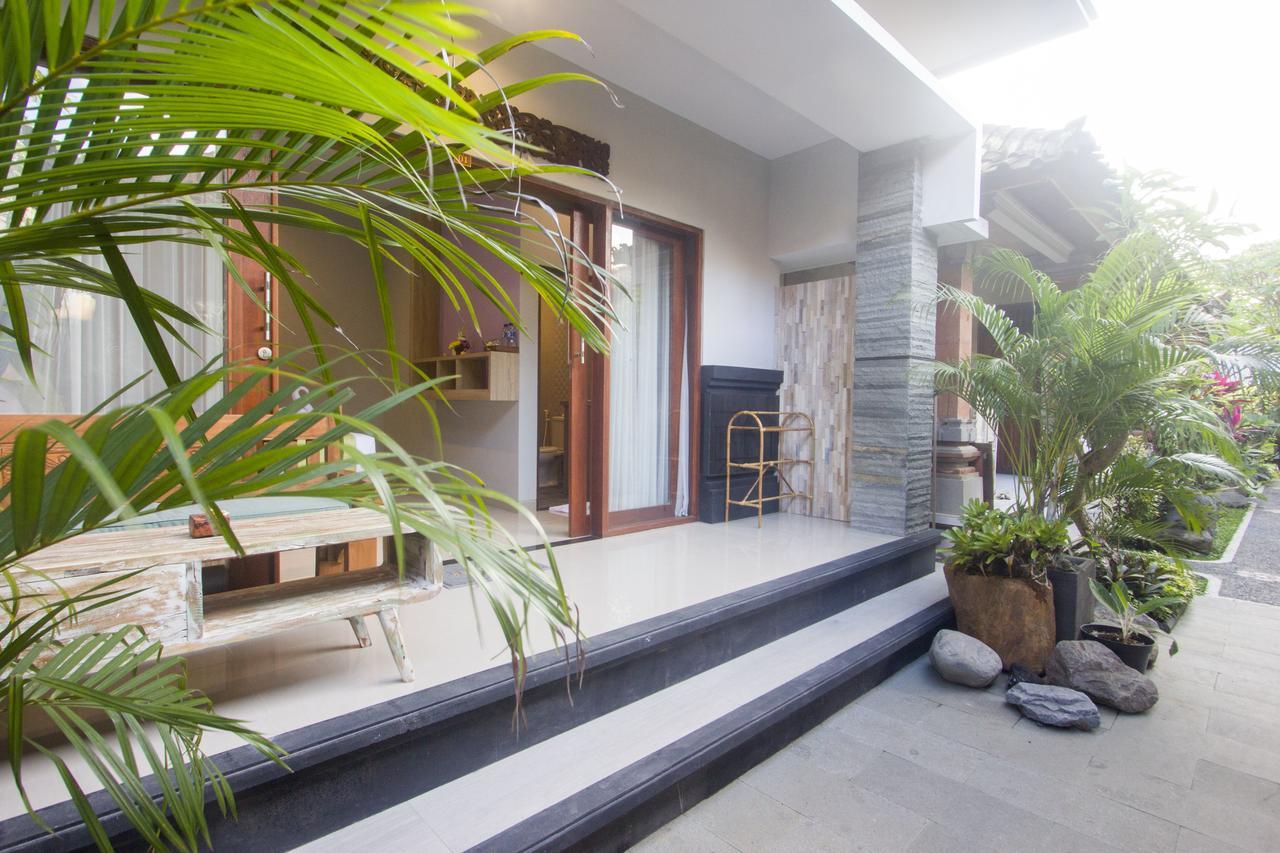 Nang Ade House Hotell Ubud Exteriör bild